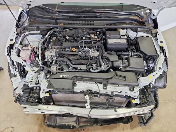2026 TOYOTA COROLLA LE — Engine bay