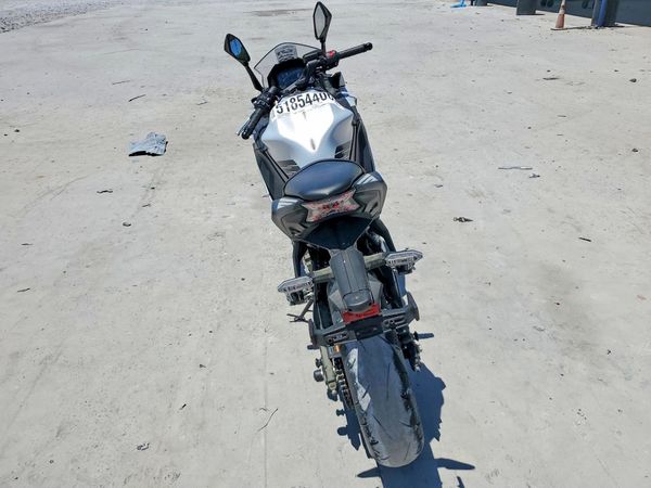 2026 KAWASAKI EX650