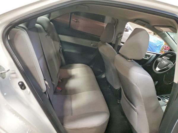 2015 TOYOTA COROLLA