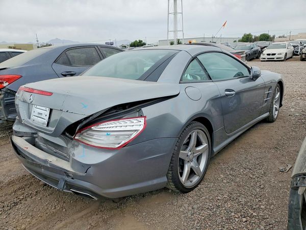 2013 MERCEDES-BENZ SL SL550