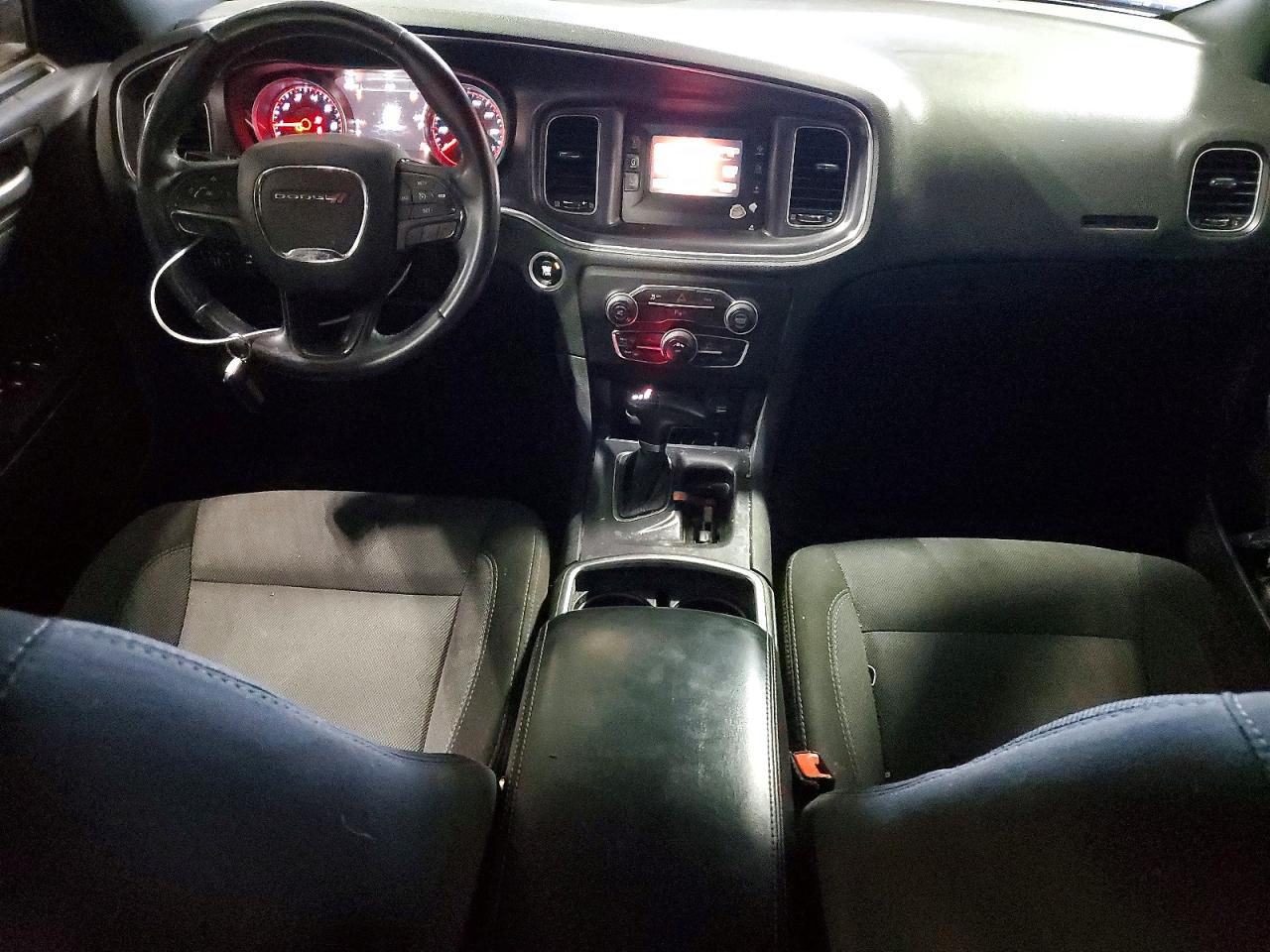 2016 DODGE CHARGER SE