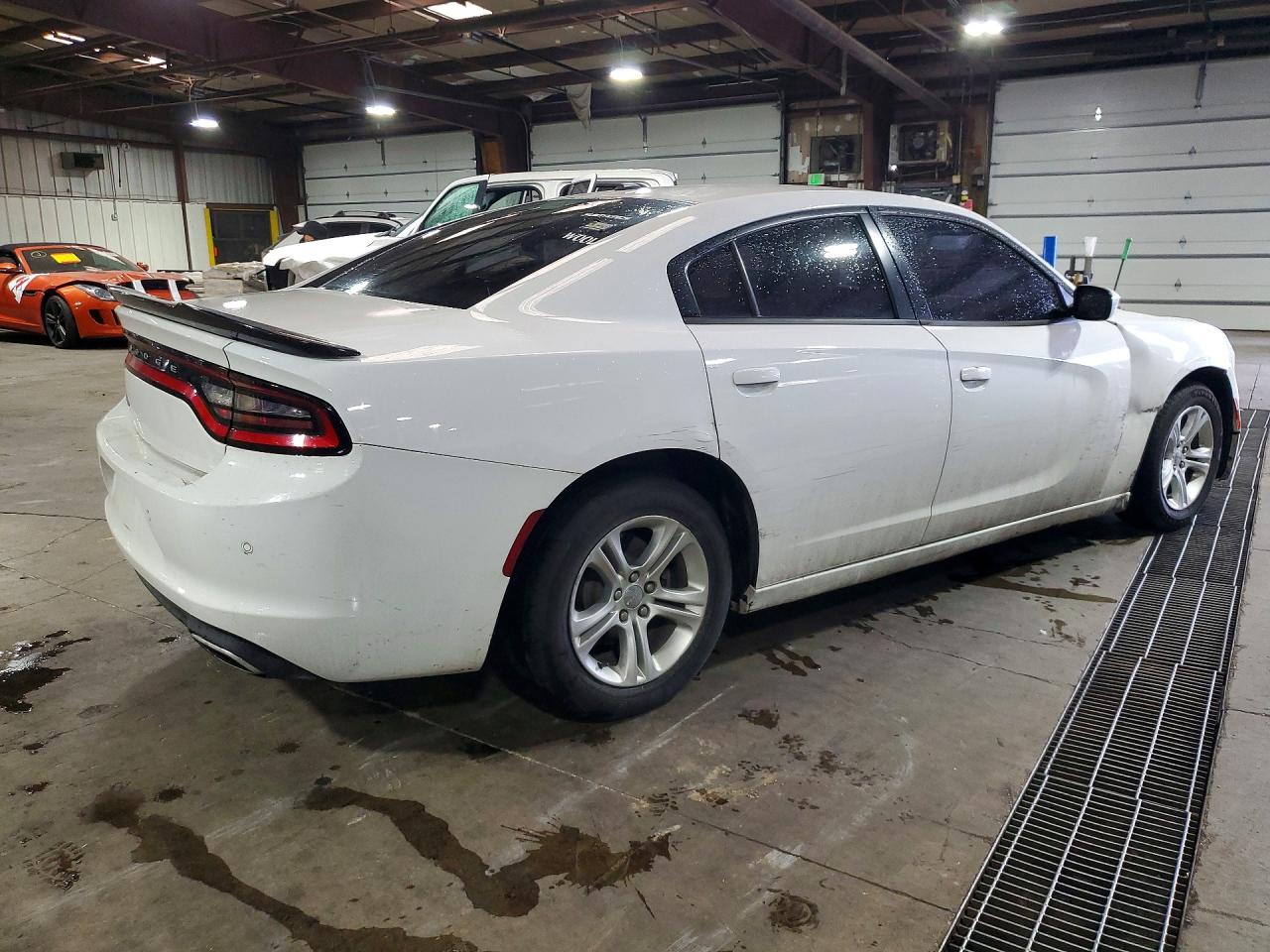 2016 DODGE CHARGER SE