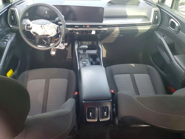 2025 KIA SORENTO LX