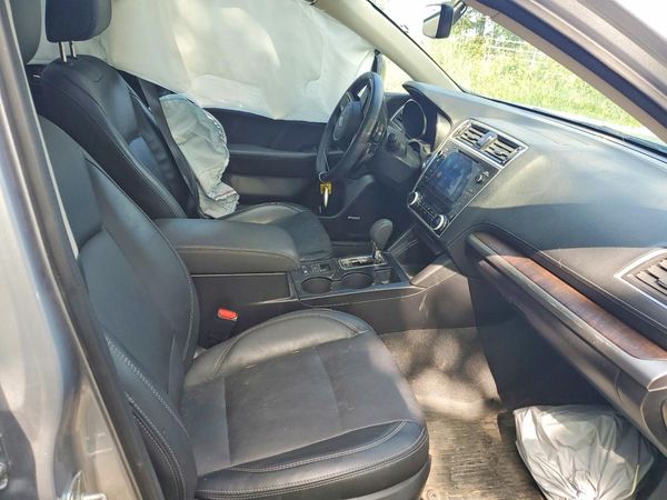 2019 SUBARU OUTBACK Limited+M/R+ES+NAVI — DENT