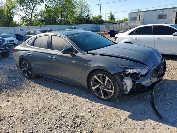 2023 HYUNDAI SONATA
