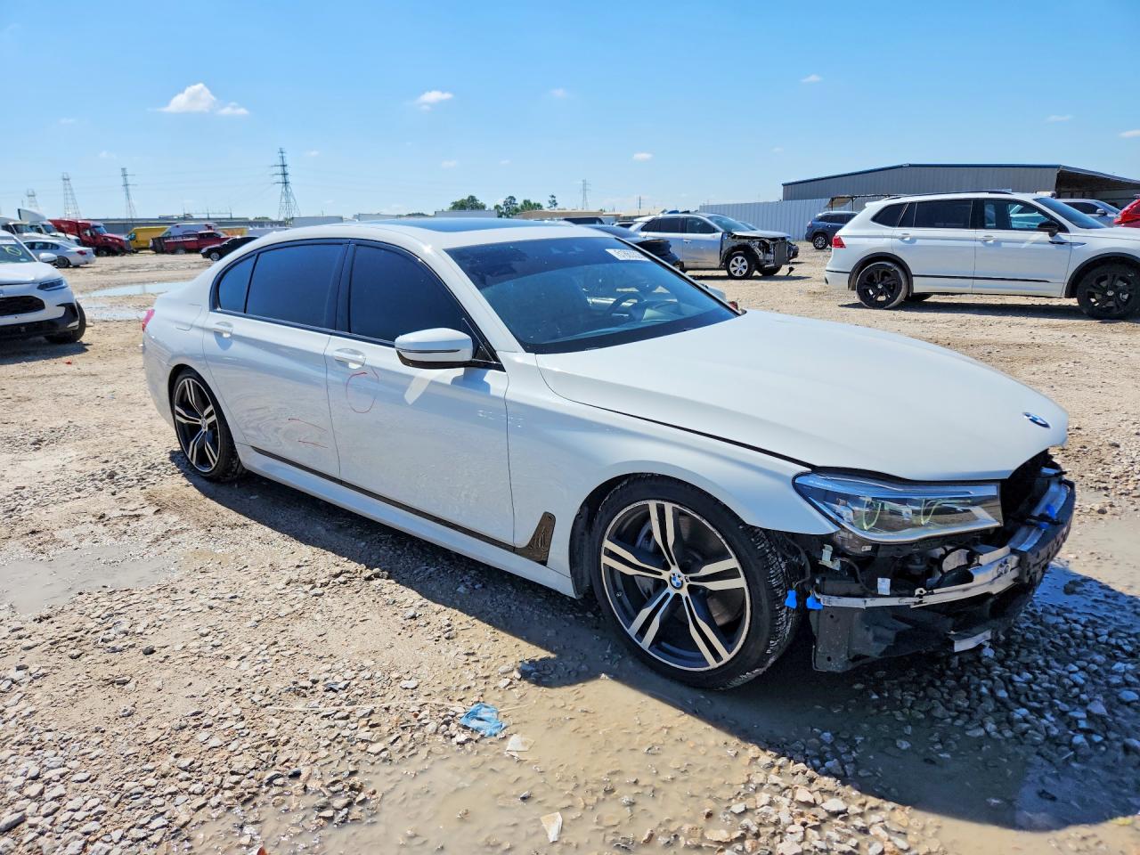 2018 BMW 750
