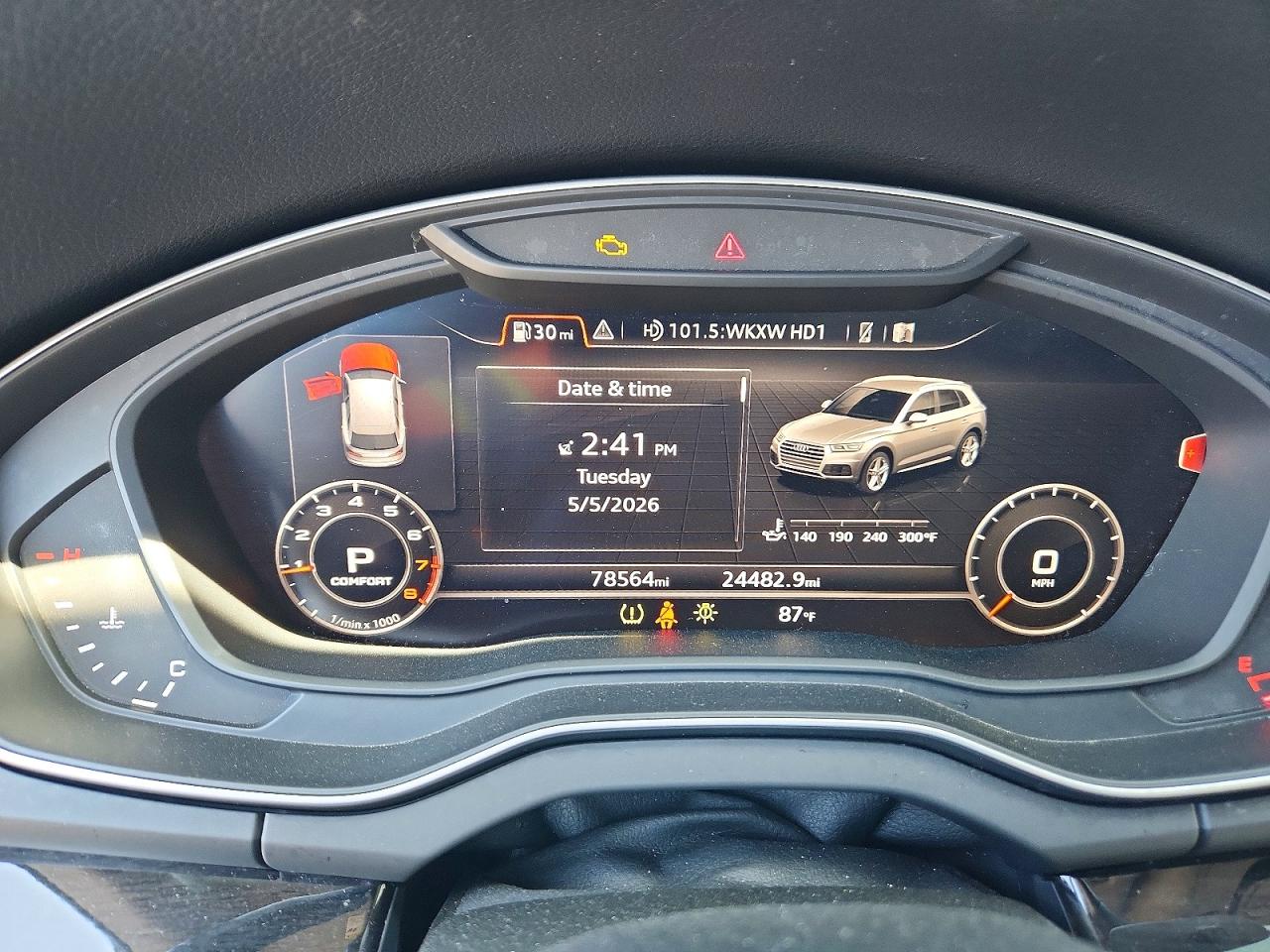 2020 AUDI Q5 quattro Premium Plus
