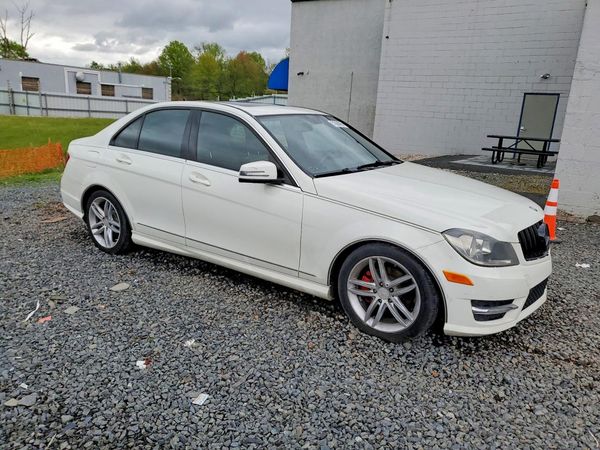 2012 MERCEDES-BENZ C