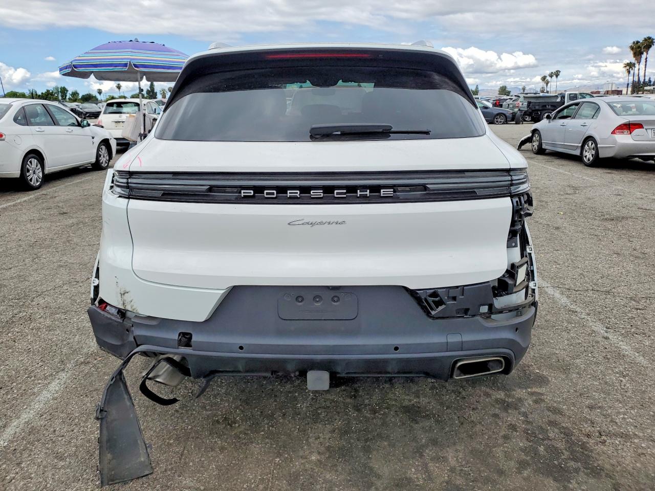 2024 PORSCHE CAYENNE