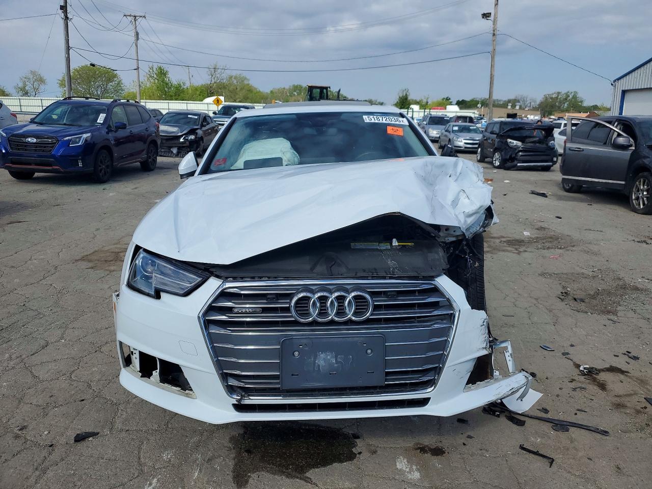 2017 AUDI A4 quattro Premium