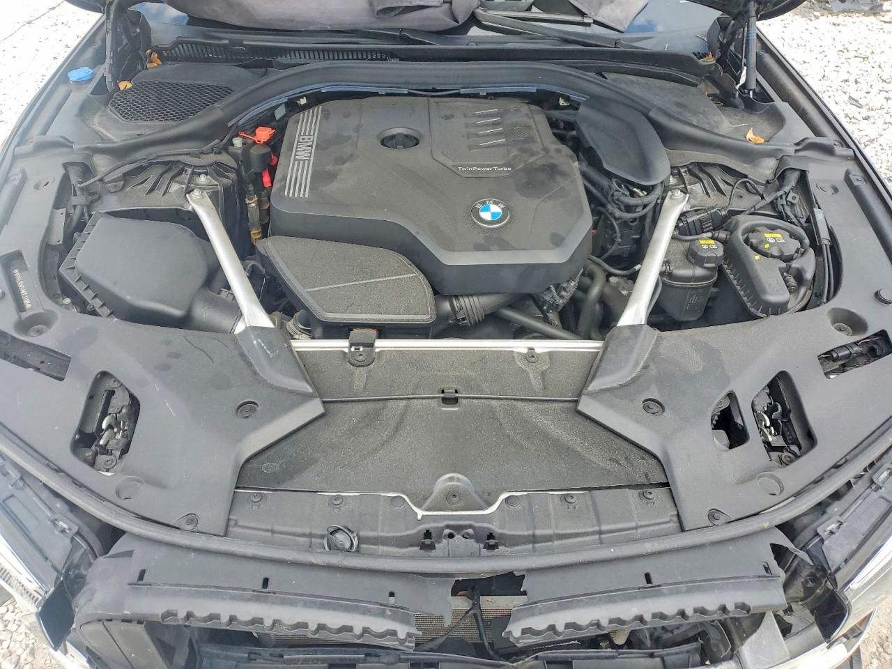 2021 BMW 530