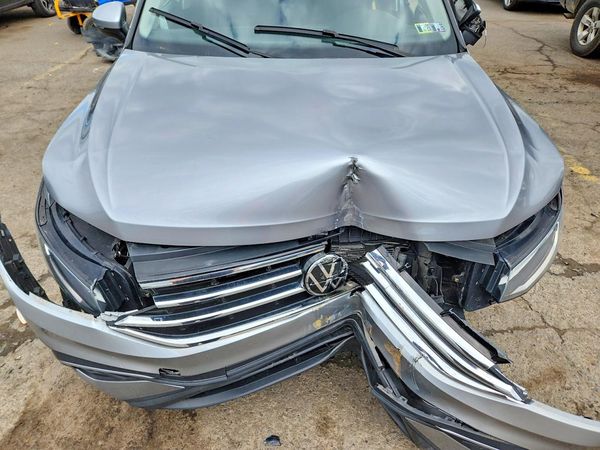 2024 VOLKSWAGEN TIGUAN SE Wolfsburg Edition