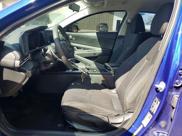 2021 HYUNDAI ELANTRA SE