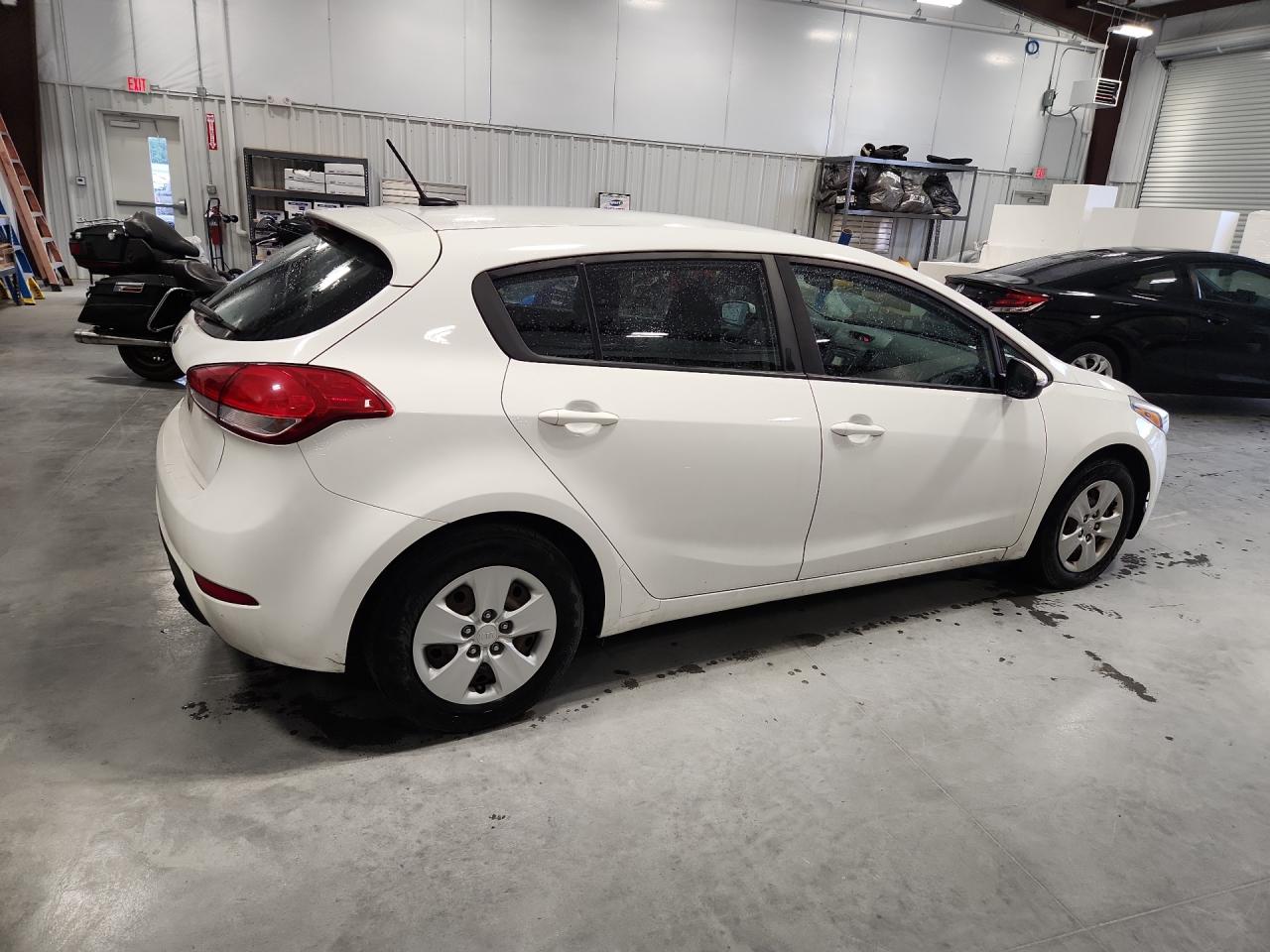 2018 KIA FORTE LX
