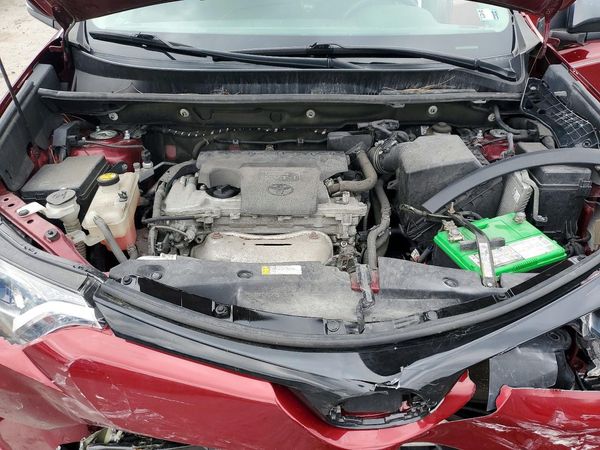 2018 TOYOTA RAV4 LE