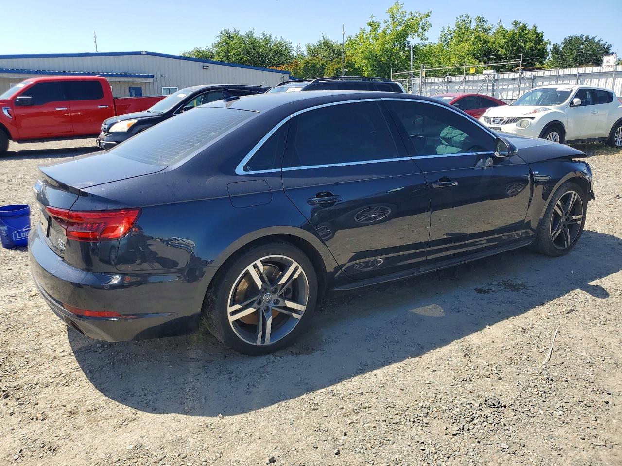 2017 AUDI A4