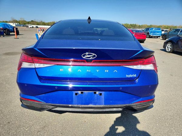 2023 HYUNDAI ELANTRA