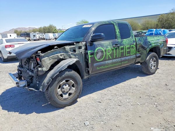 2022 TOYOTA TACOMA SR5