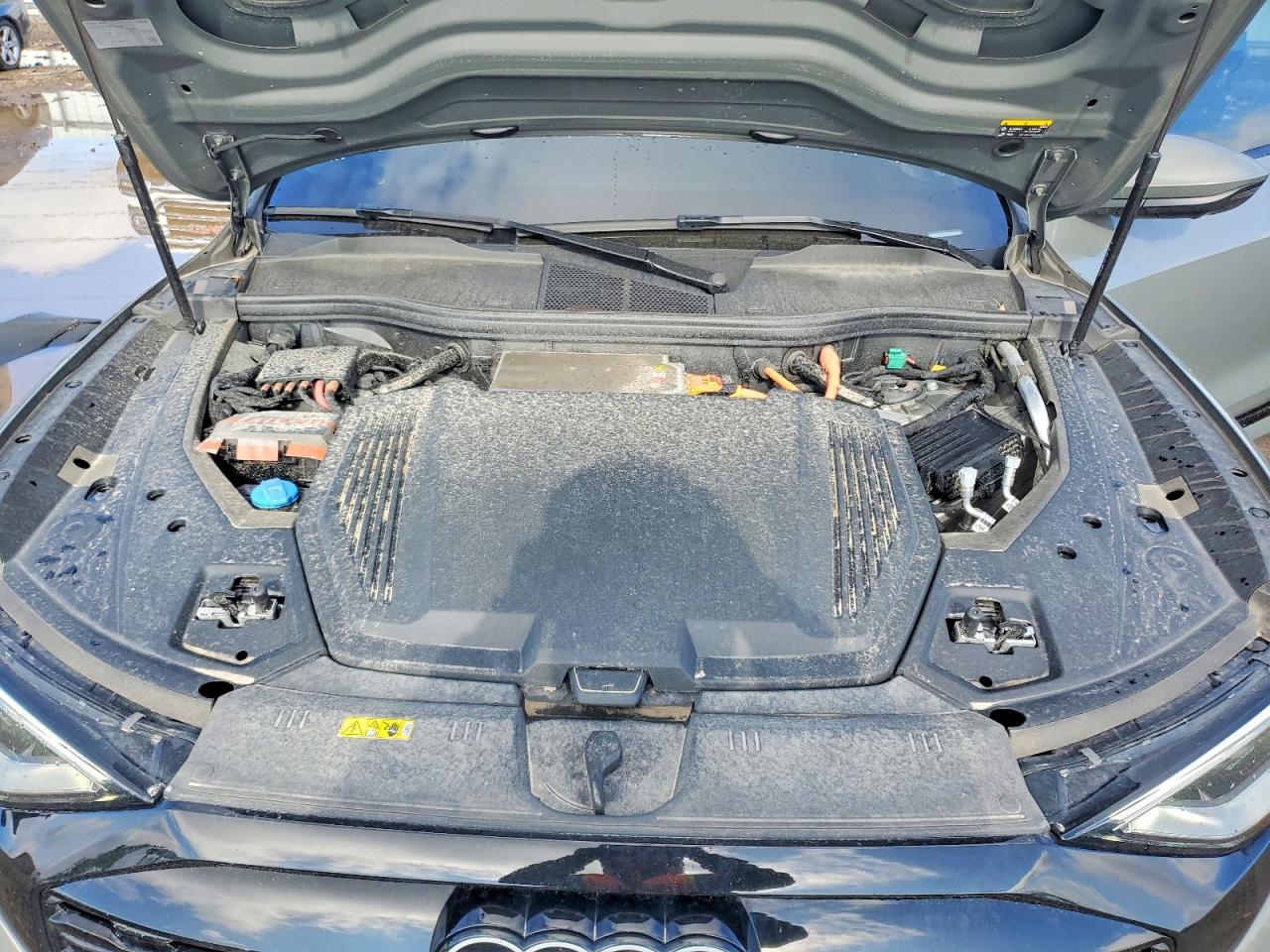 2024 AUDI Q8 E-TRON