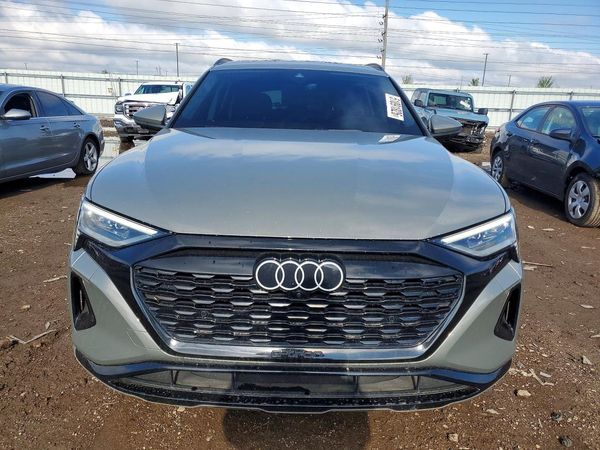 2024 AUDI Q8 E-TRON