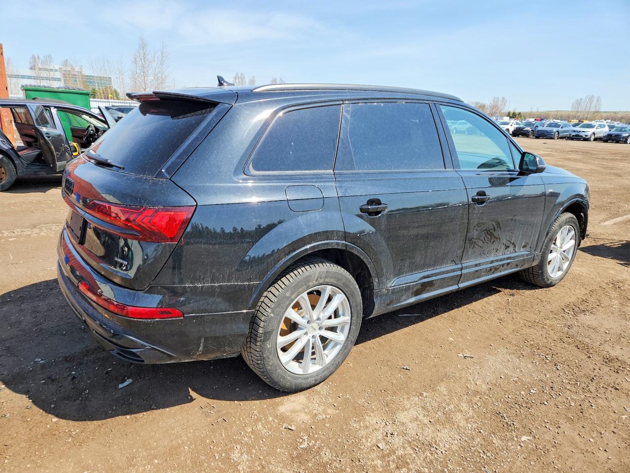 2023 AUDI Q7