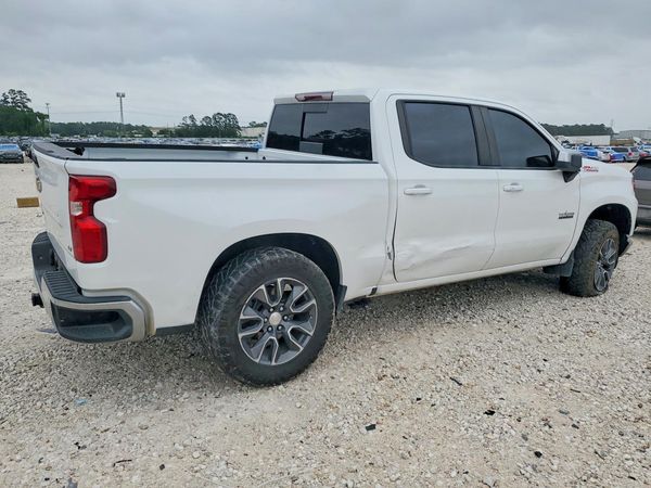 2024 CHEVROLET SILVERADO LT