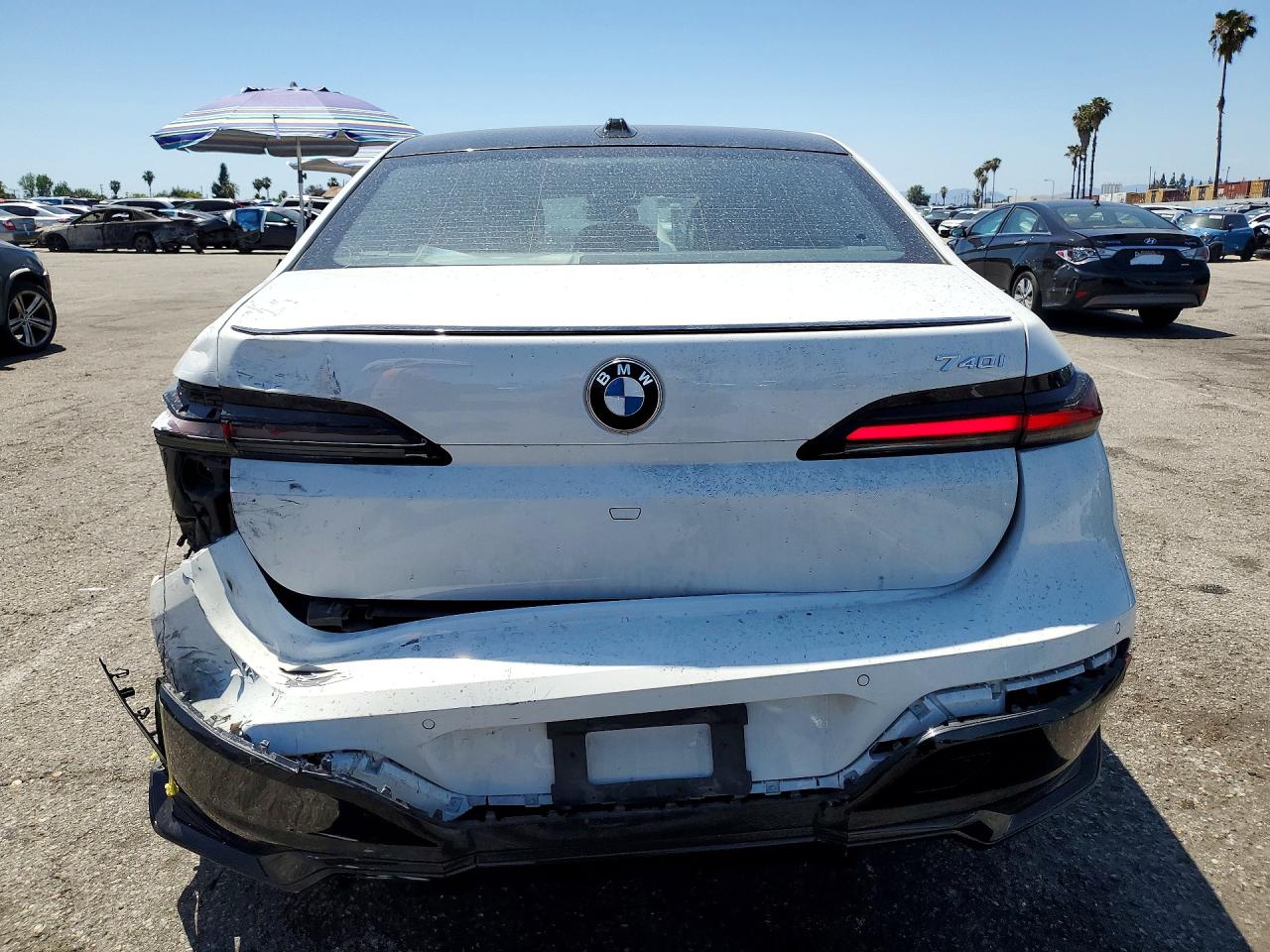 2023 BMW 740