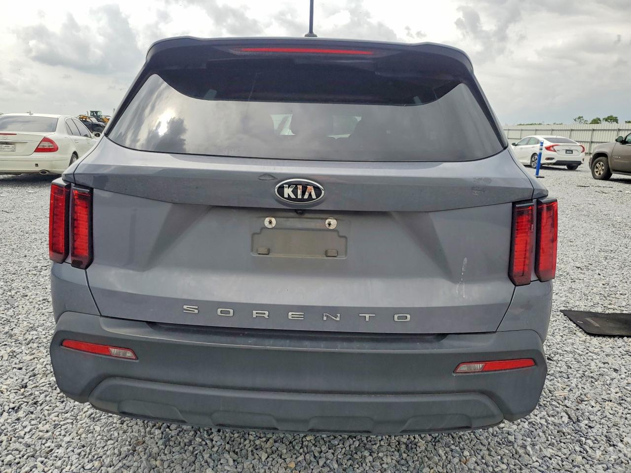 2021 KIA SORENTO LX