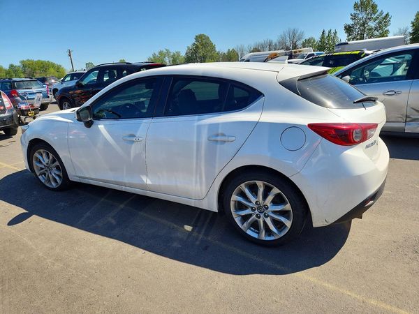 2016 MAZDA 3