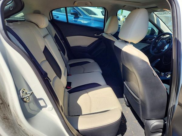 2016 MAZDA 3