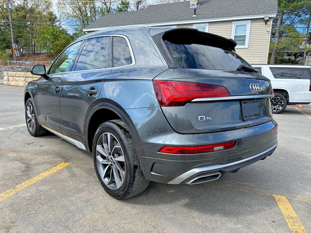 2022 AUDI Q5