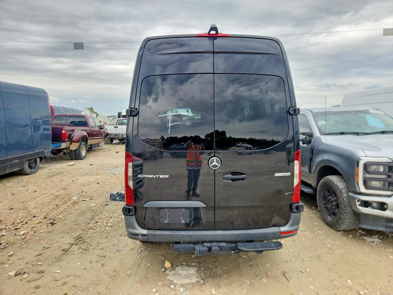2023 MERCEDES-BENZ SPRINTER C 907 (VS30)