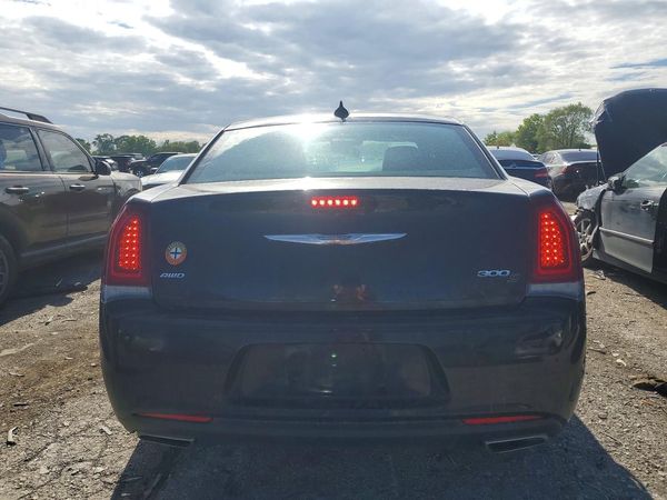 2017 CHRYSLER 300