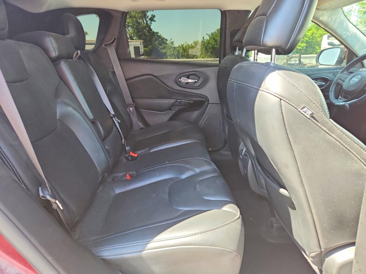 2021 JEEP CHEROKEE LATITUDE PLUS 4X4