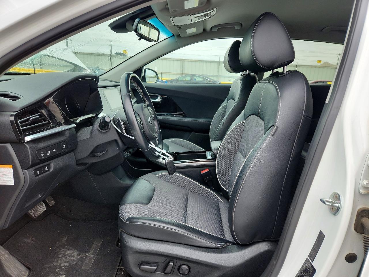 2021 KIA NIRO EX