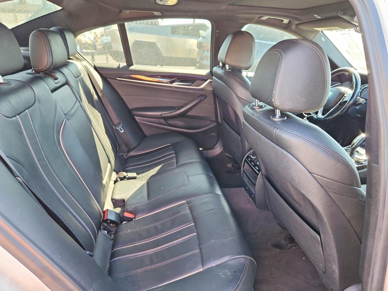 2018 BMW 530E