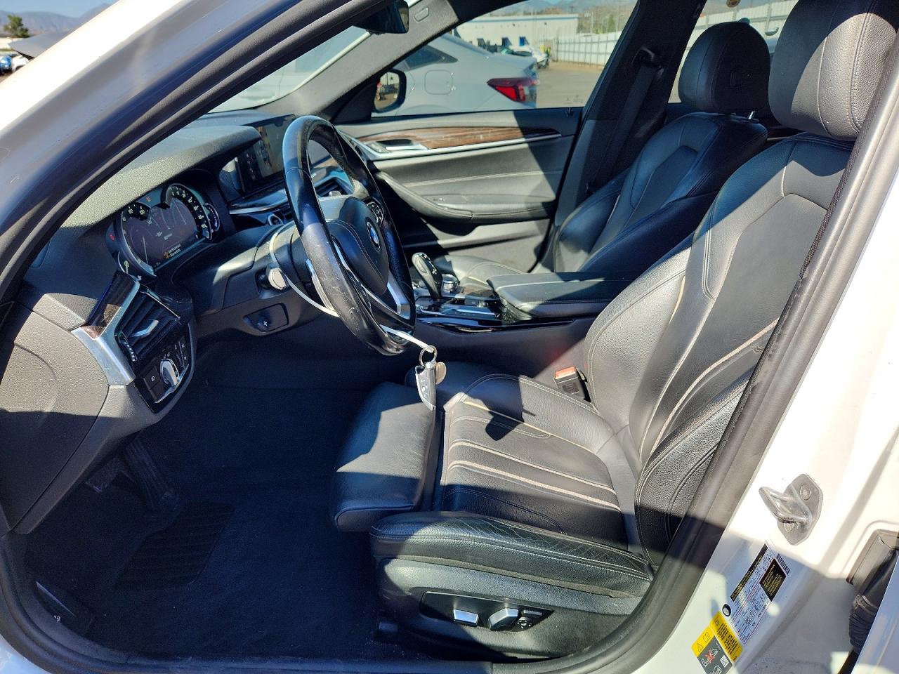 2018 BMW 530E