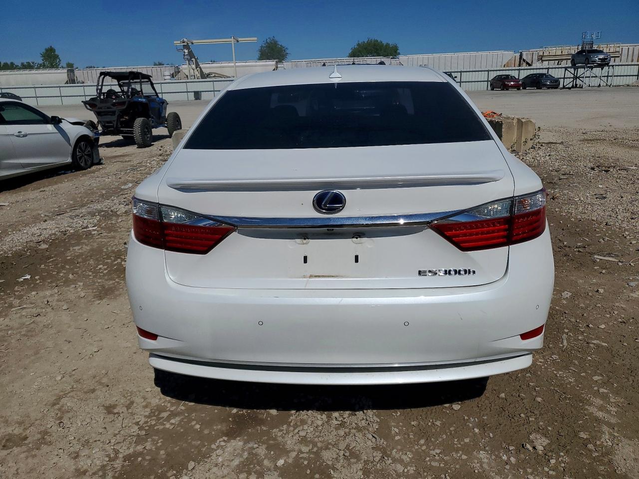 2013 LEXUS ES 300h