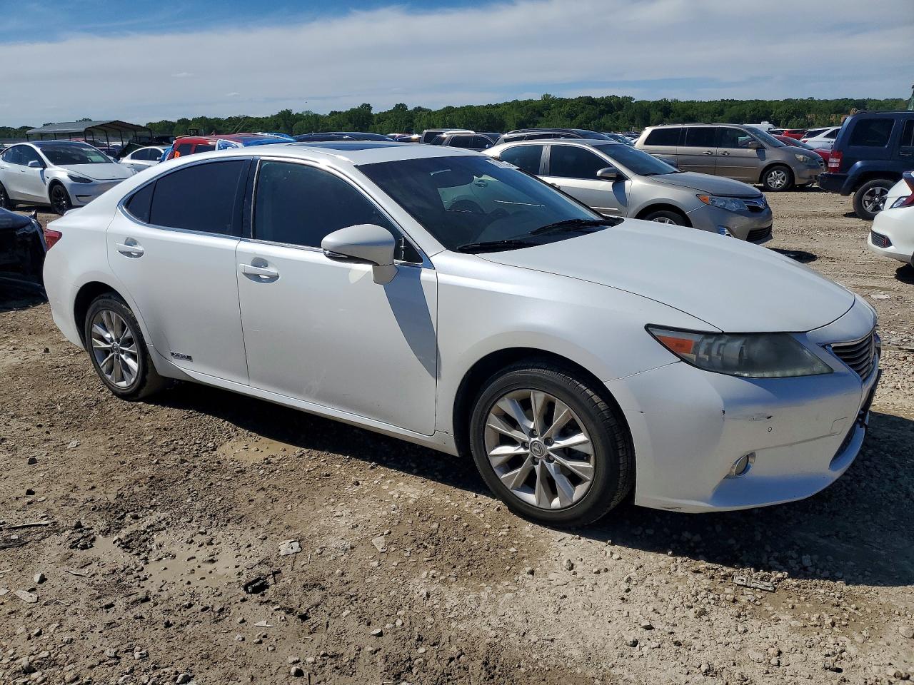 2013 LEXUS ES 300h