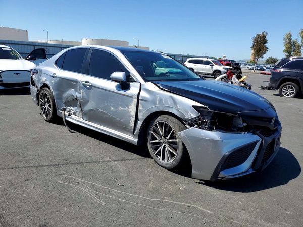 2021 TOYOTA CAMRY