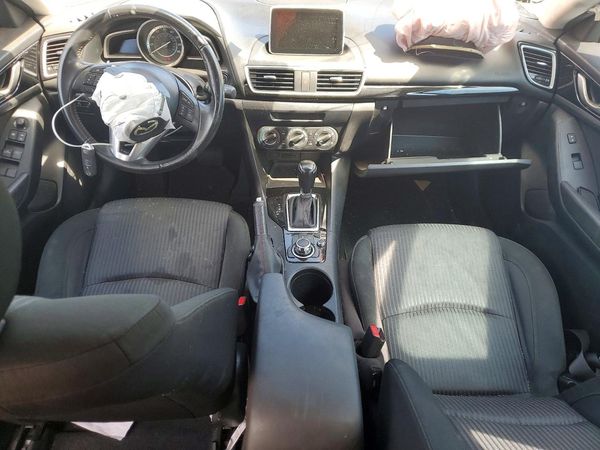 2015 MAZDA 3 Touring/GS