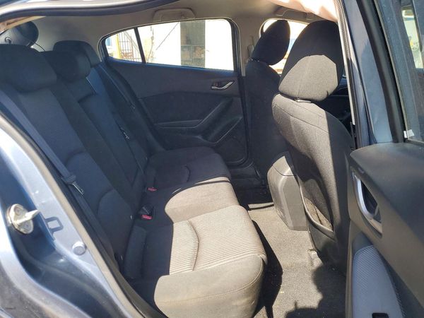 2015 MAZDA 3 Touring/GS