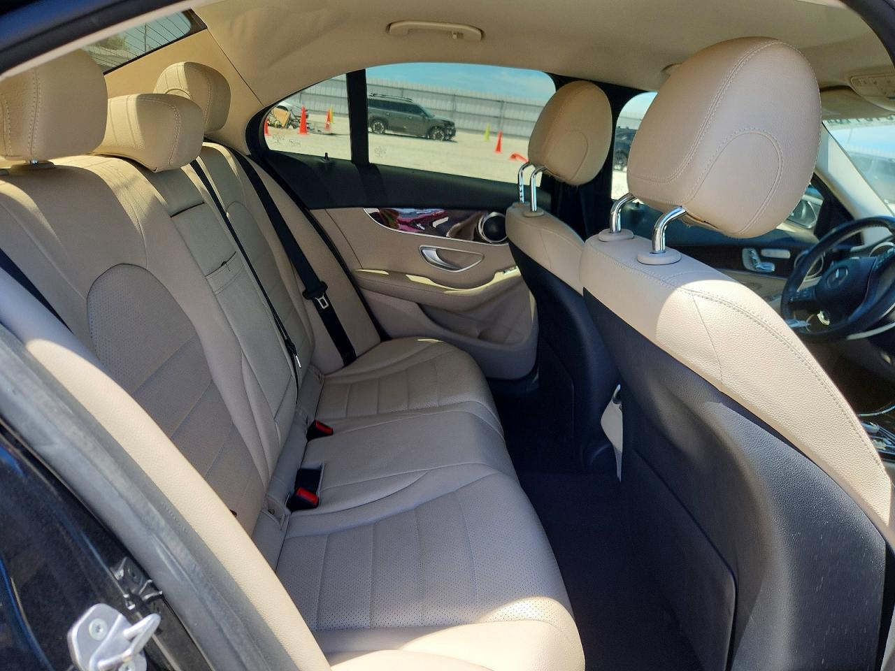 2017 MERCEDES-BENZ C C300