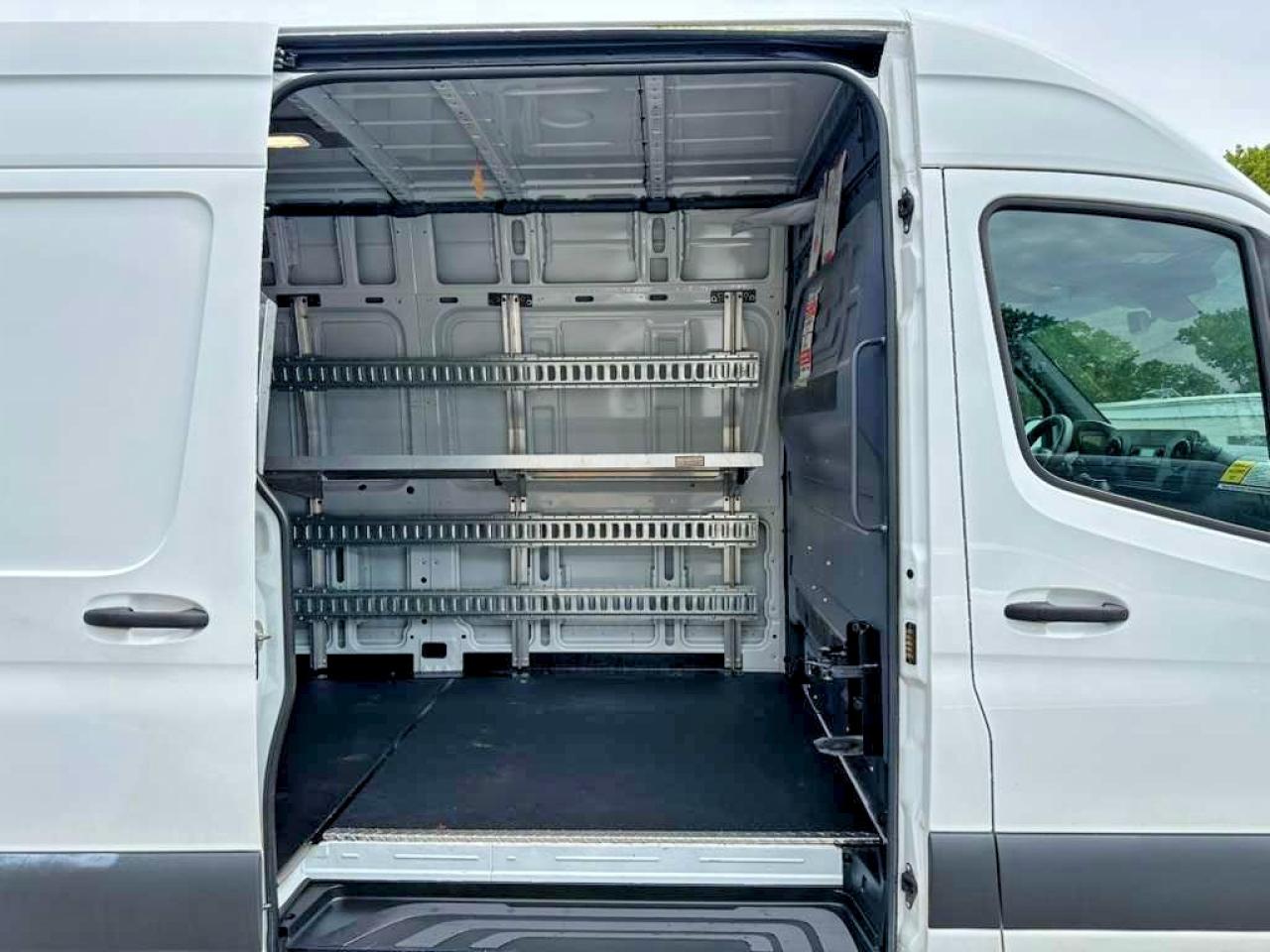 2022 MERCEDES-BENZ SPRINTER 907 (VS30)