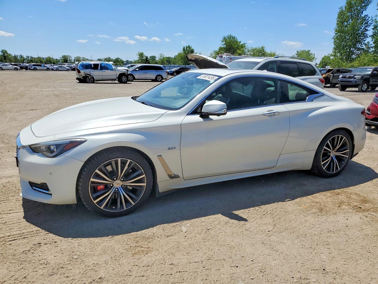 2017 INFINITI Q60