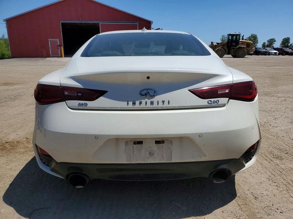2017 INFINITI Q60