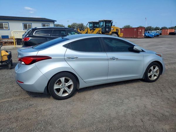 2016 HYUNDAI ELANTRA
