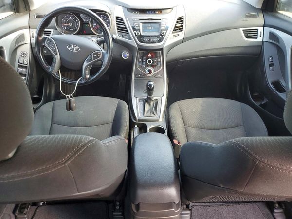 2016 HYUNDAI ELANTRA