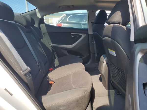 2016 HYUNDAI ELANTRA