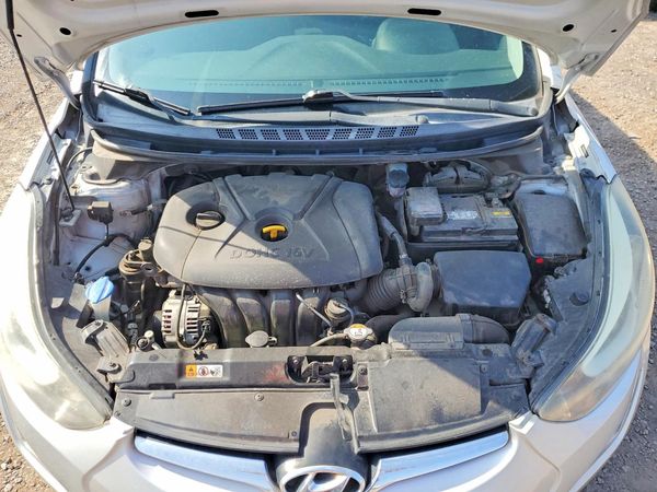 2016 HYUNDAI ELANTRA